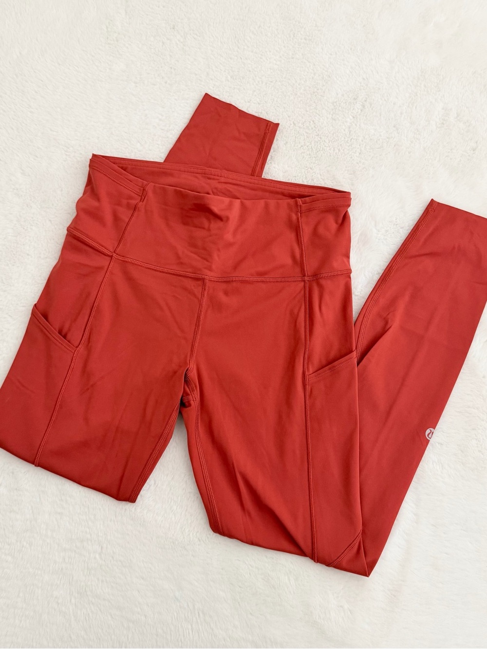 Lululemon Fast and Free Tights 25” Cayenne leggings - Picture 10 of 15